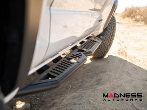 Toyota Tacoma Side Steps - OE Plus Series - Double Cab - 2024+ Toyota Tacoma Side Steps - OE Plus Series - Double Cab - 2024+